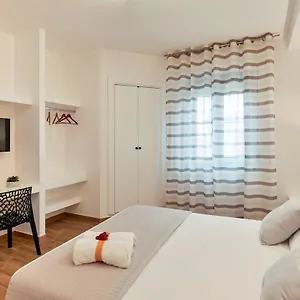 2* Gasthuis Coral Bay Charming House